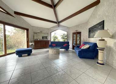 Maison 8 Pièces 177 m²